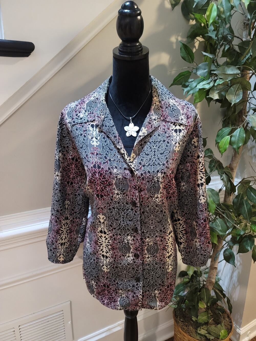 George Blouse Top Women's SZ 2X Multicolor Damask Button Up Collar Long Sleeves